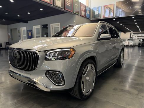 Used 2026 Mercedes-Benz Maybach GLS 600 4MATIC image 1
