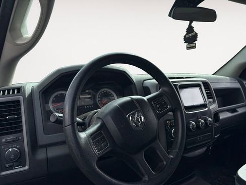 Used 2014 RAM 1500 Express image 10