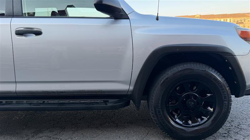 Used 2011 Toyota 4Runner Trail AWD/4WD image 5