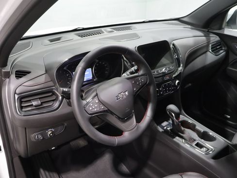 Used 2024 Chevrolet Equinox RS w/ RS Leather Package AWD/4WD image 17