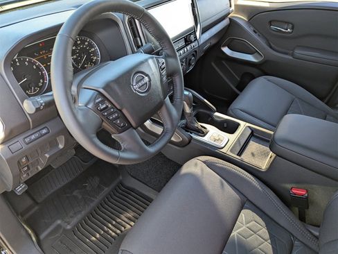New 2026 Nissan Frontier SV image 10