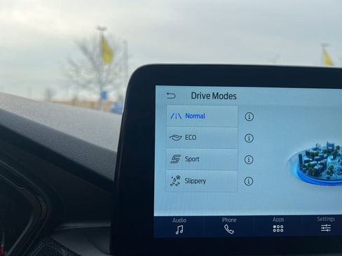 Used 2024 Ford Escape ST-Line image 23