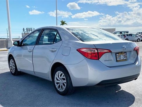 Used 2017 Toyota Corolla LE FWD image 7