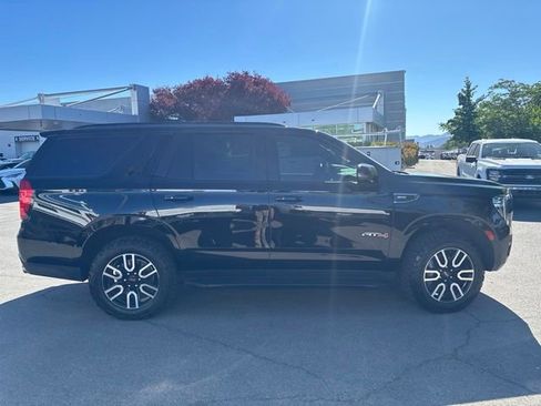 Used 2022 GMC Yukon AT4 AWD/4WD image 9