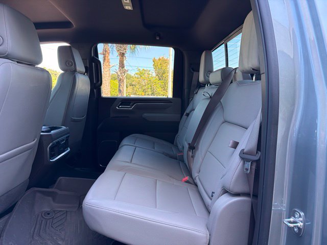 Used 2024 Chevrolet Silverado 2500 LTZ w/ LTZ Convenience Package AWD/4WD image 16