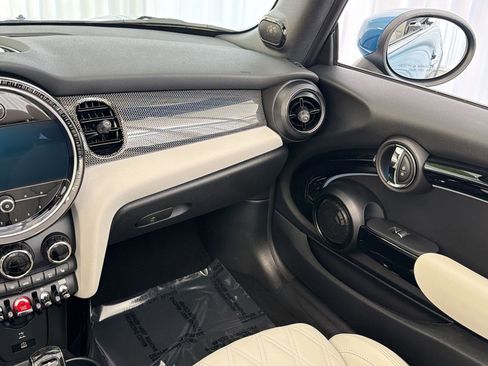 Certified 2024 MINI Cooper S image 28