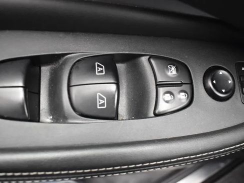 Used 2023 Nissan Murano SV FWD image 21