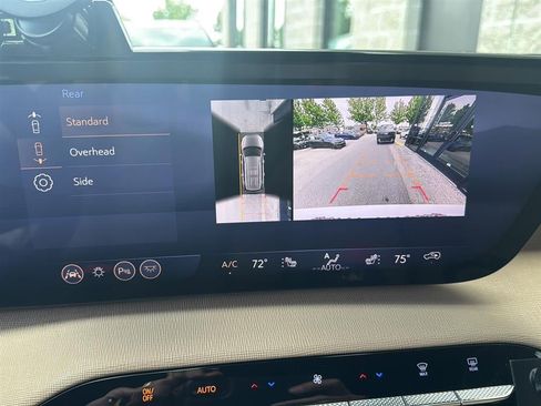 Used 2025 Buick Enclave Preferred w/ Power Package FWD image 8