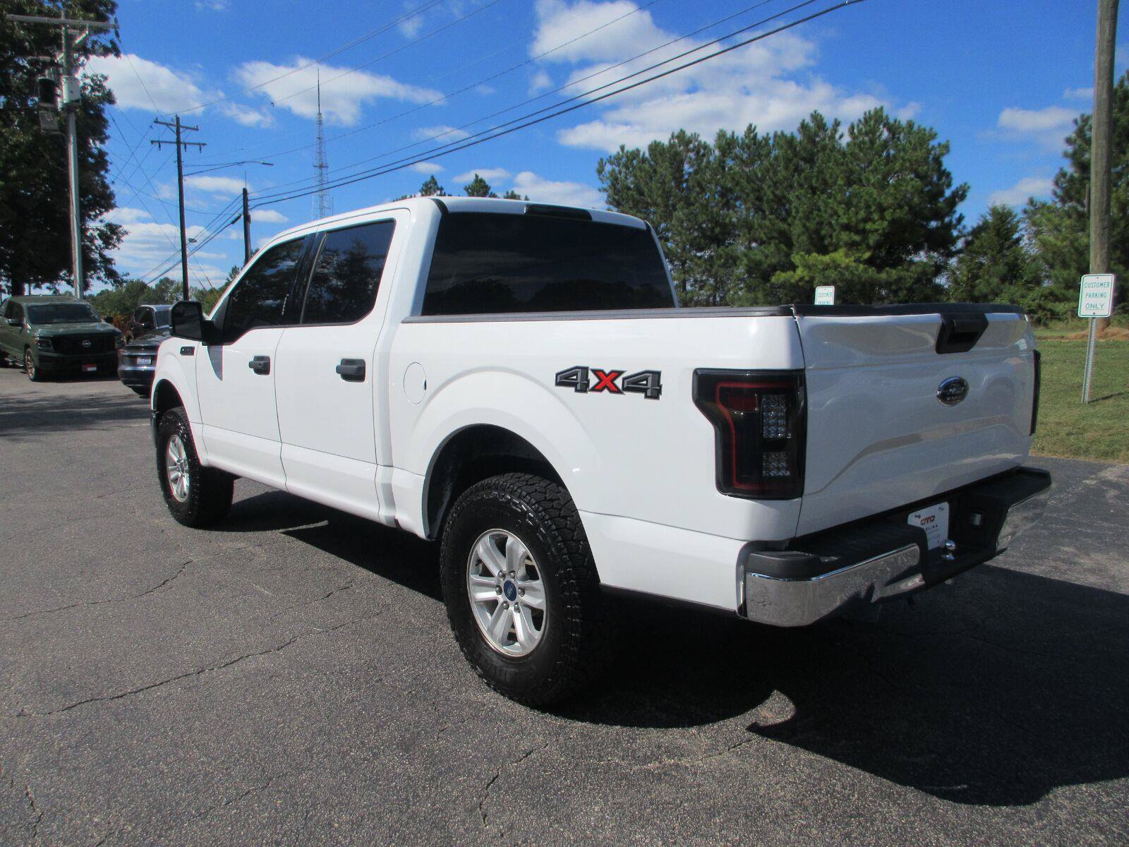 Used 2017 Ford F150 XLT AWD/4WD image 7