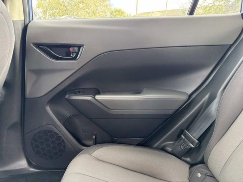 Used 2024 Subaru Crosstrek 2.0i w/ Crosstrek Mirror Package image 17