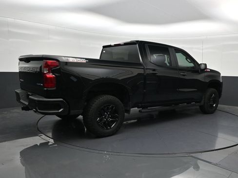 Used 2025 Chevrolet Silverado 1500 Custom Trail Boss AWD/4WD image 5