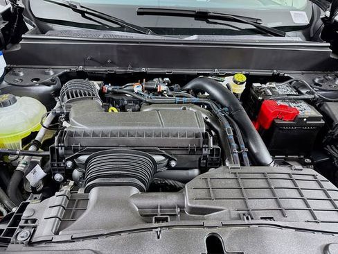 New 2026 Ford Maverick XLT image 32