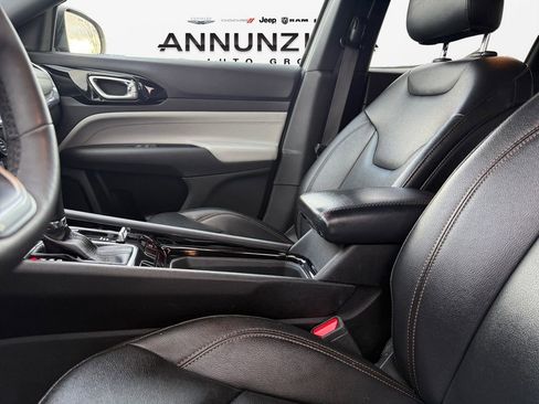 Used 2024 Jeep Compass Limited image 31