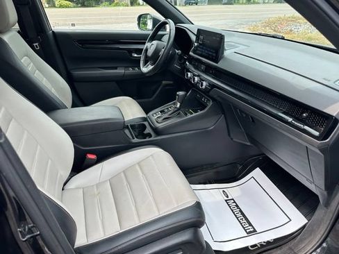 Used 2024 Honda CR-V Sport Touring image 13