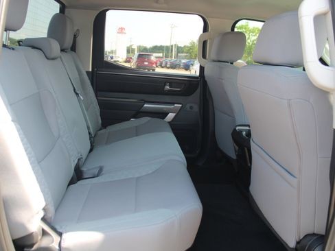Used 2022 Toyota Tundra SR5 image 20