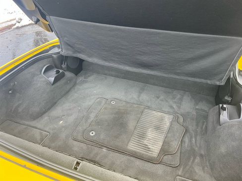 Used 2006 Chevrolet Corvette Coupe w/ Preferred Equipment Group image 27