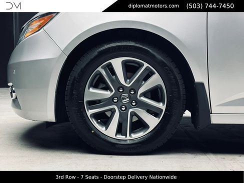 Used 2015 Honda Odyssey Touring image 39
