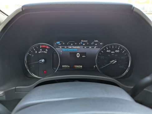 Used 2022 Ford F250 Lariat w/ Lariat Ultimate Package AWD/4WD image 18