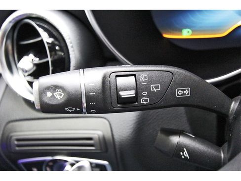 Used 2022 Mercedes-Benz GLC 43 AMG 4MATIC image 12