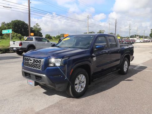 Used 2022 Nissan Frontier SV RWD image 5