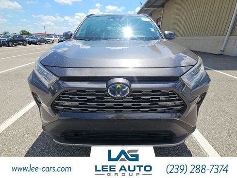 Used 2020 Toyota RAV4 Limited w/ Limited Grade Weather Package AWD/4WD image 1
