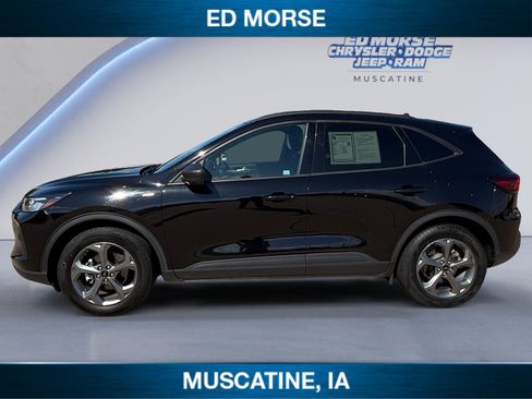 Used 2025 Ford Escape ST-Line FWD image 2