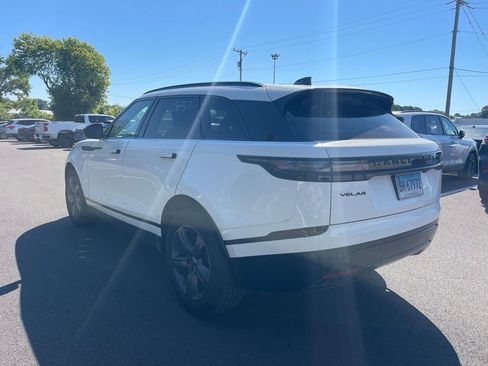 Used 2025 Land Rover Range Rover Velar Dynamic SE AWD/4WD image 3