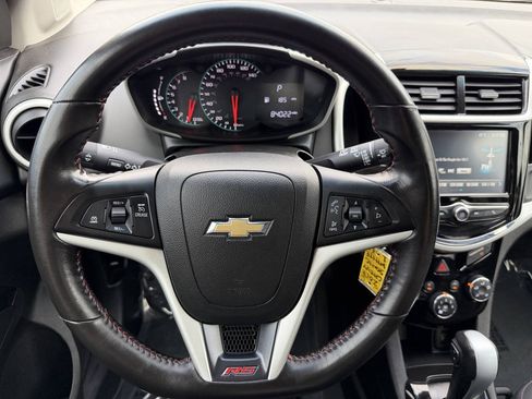 Used 2017 Chevrolet Sonic LT FWD image 20