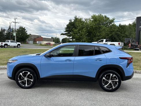 Used 2024 Chevrolet Trax RS w/ Driver Confidence Package FWD image 5