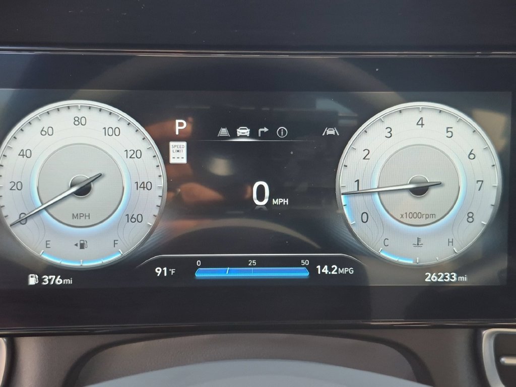 Used 2025 Hyundai Elantra SEL FWD image 16