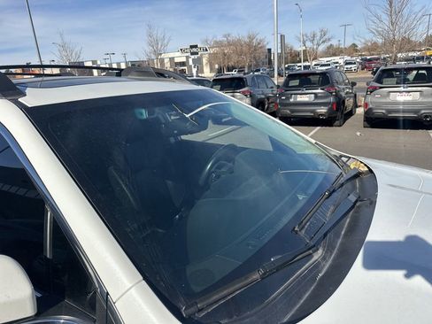 Used 2021 Subaru Outback Limited image 7