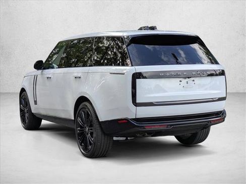 New 2025 Land Rover Range Rover SE image 7