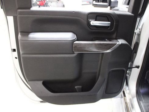 Used 2020 Chevrolet Silverado 2500 LTZ w/ LTZ Premium Package image 20