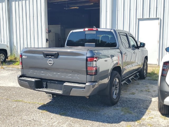 Certified 2025 Nissan Frontier SV w/ SV Convenience Package RWD image 4