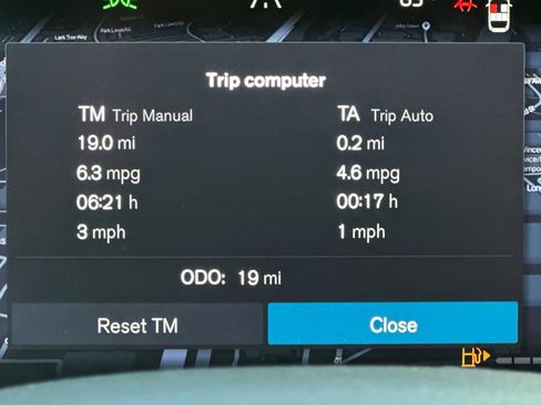 New 2026 Volvo XC40 B5 Plus w/ Protection Package Premier image 30