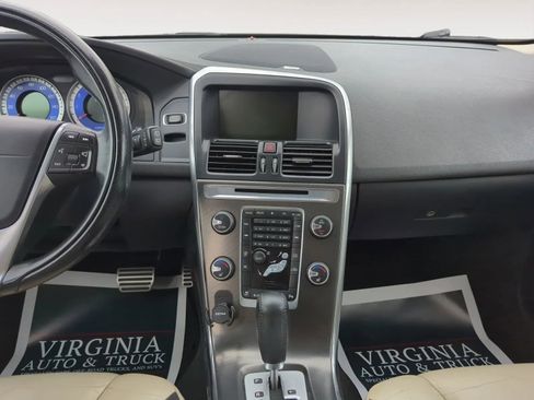 Used 2012 Volvo XC60 T6 AWD/4WD image 12