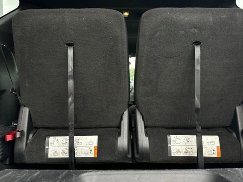 Used 2017 Ford Explorer XLT image 16