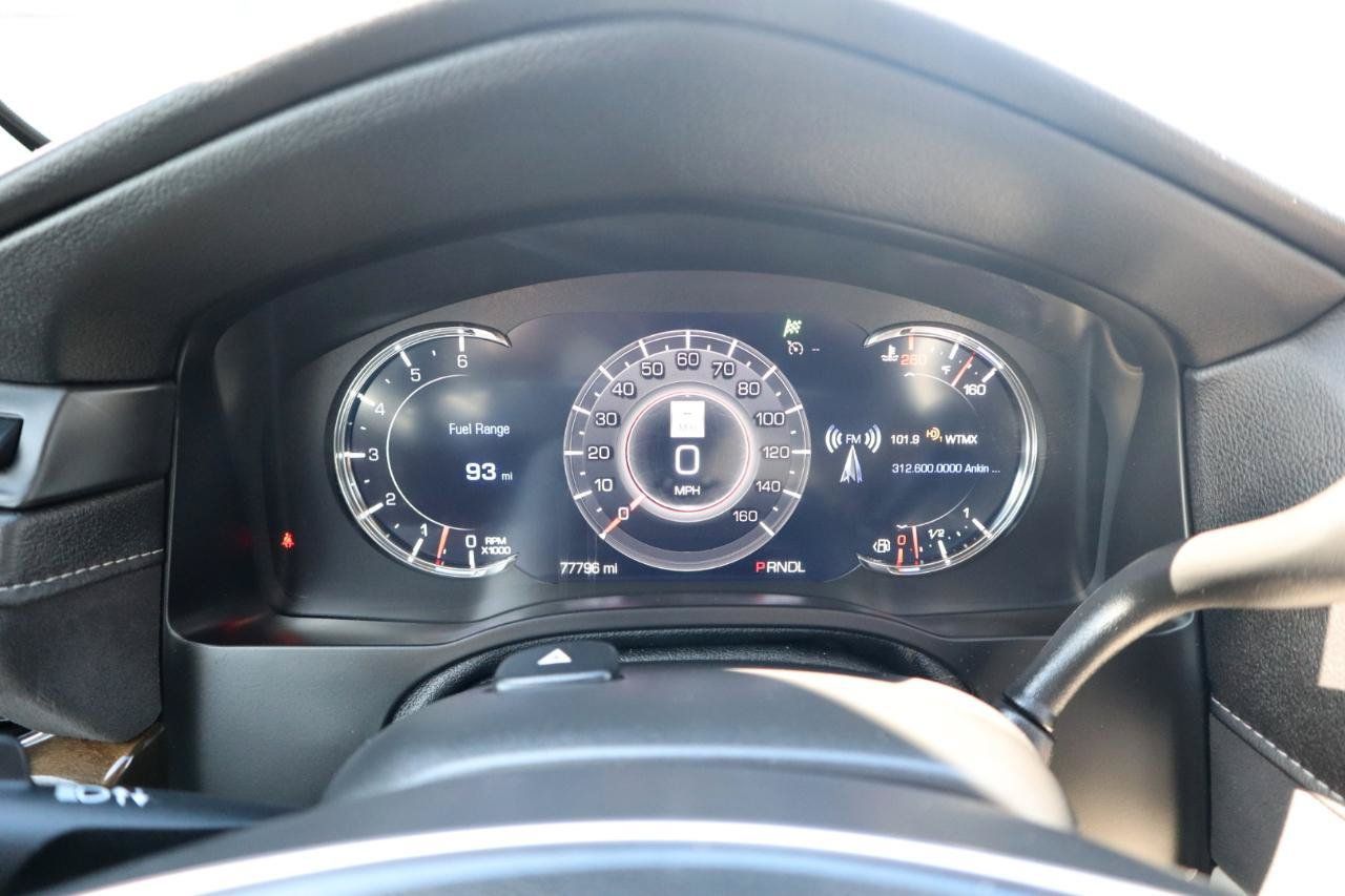 Used 2020 Cadillac Escalade Luxury RWD image 24