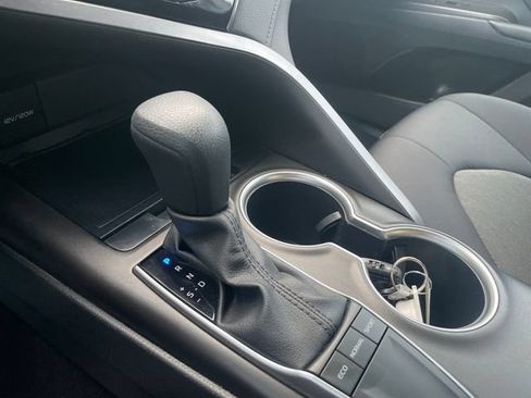 Used 2024 Toyota Camry LE w/ Convenience Package FWD image 16