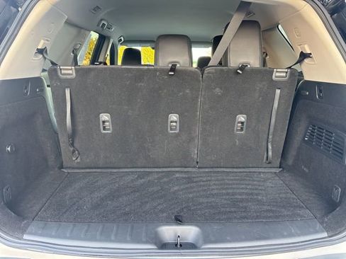 Certified 2024 Nissan Pathfinder SL image 32