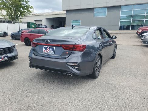 Used 2019 Kia Forte S w/ S Premium Package FWD image 6