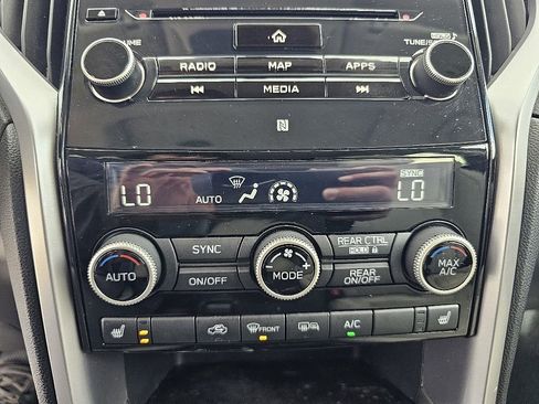 Used 2020 Subaru Ascent Limited w/ Technology Package image 32