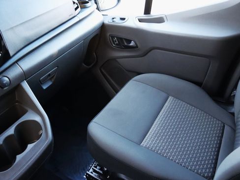 Used 2024 Ford Transit 350 XLT image 39