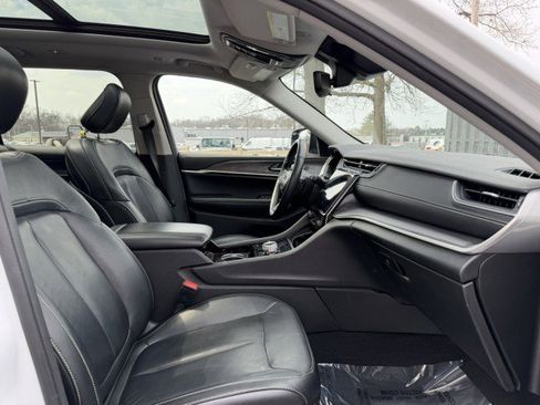 Used 2022 Jeep Grand Cherokee L Limited w/ Trailer Tow Group (B) image 24