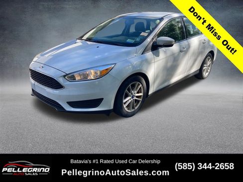 Used 2017 Ford Focus SE w/ Cold Weather Package image 1