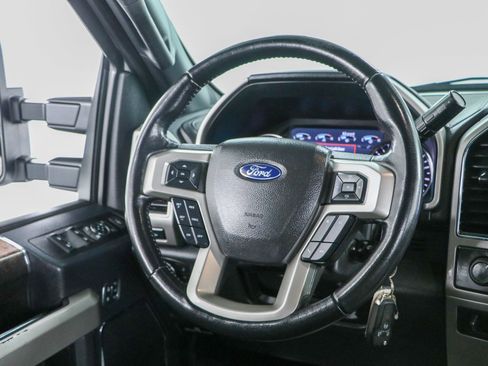 Used 2022 Ford F250 Lariat w/ Lariat Value Package AWD/4WD image 13