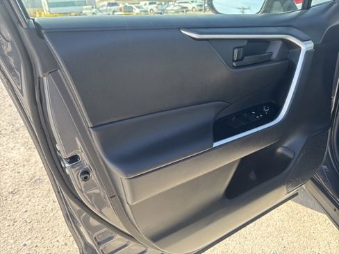 Used 2025 Toyota RAV4 LE image 21