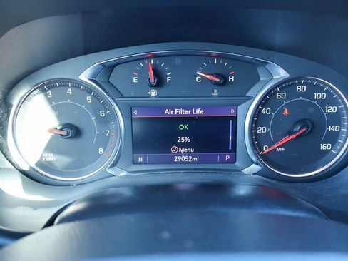 Used 2023 GMC Acadia SLT w/ Preferred Package image 13