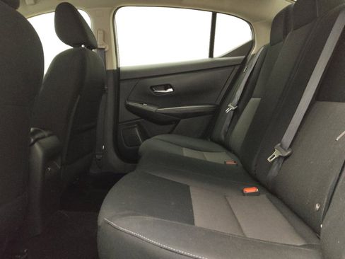 Used 2023 Nissan Sentra SV image 18