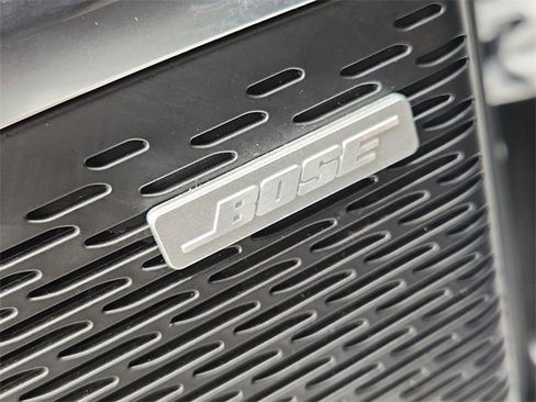 Used 2024 Chevrolet Traverse LT w/ Enhanced Driving Package image 23